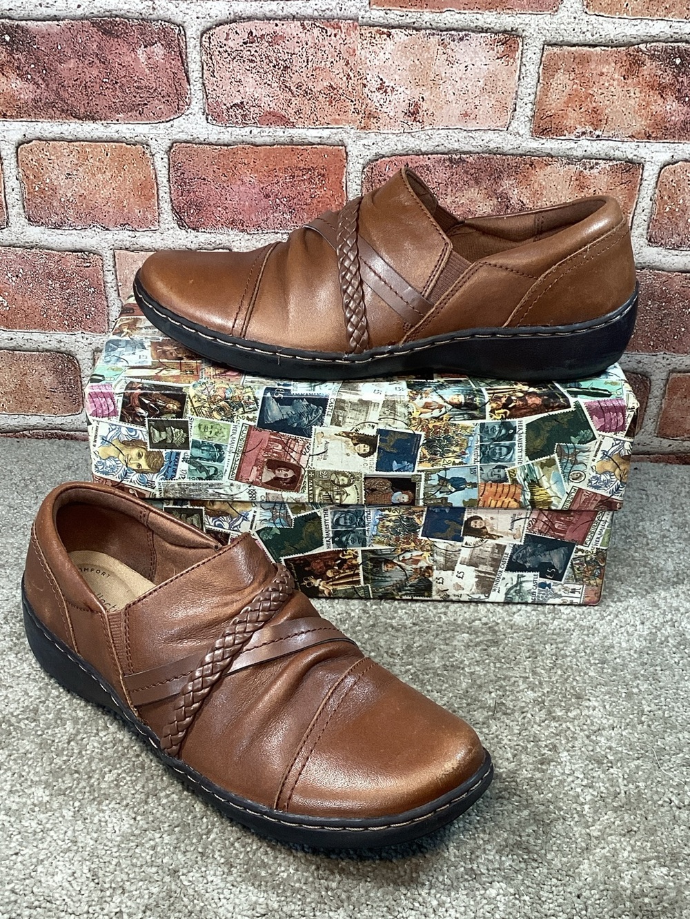 Clarks Cora Braid womens slip on loafers booties size 9.5